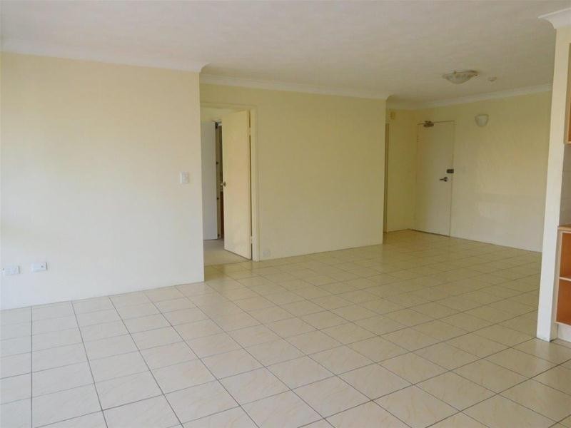 202/21 Peninsular Drive, Surfers Paradise QLD 4217