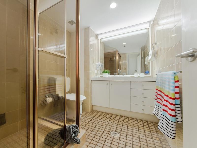 Unit 47  Acapulco 4 Thornton Street, Surfers Paradise QLD 4217