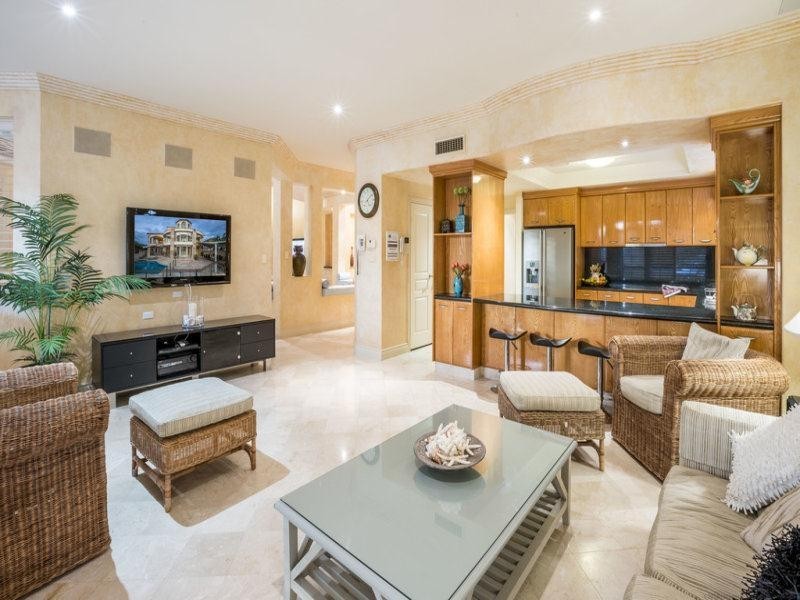 22 Buccaneer Court, Paradise Waters QLD 4217