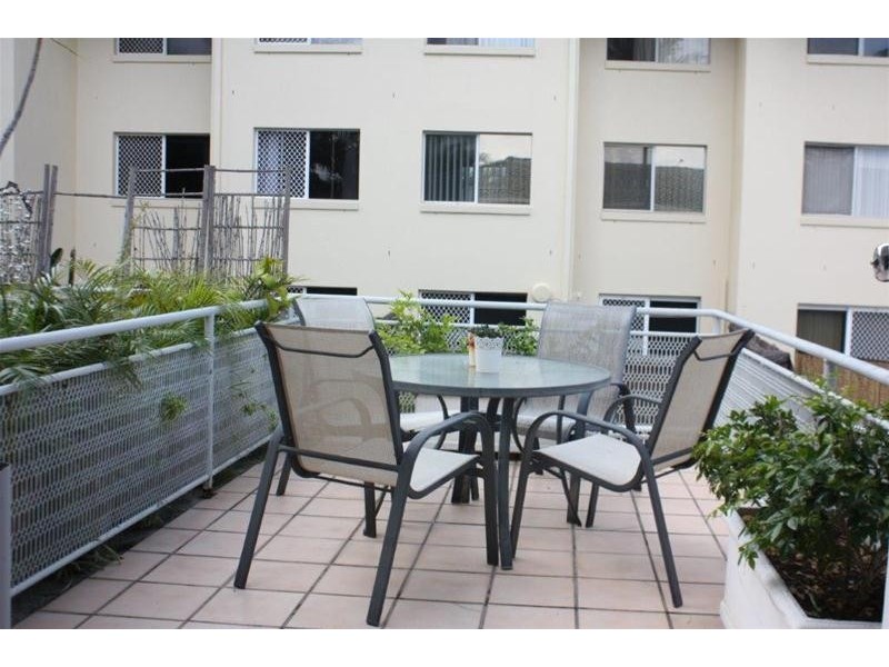 11/33 Wharf Road, Surfers Paradise QLD 4217