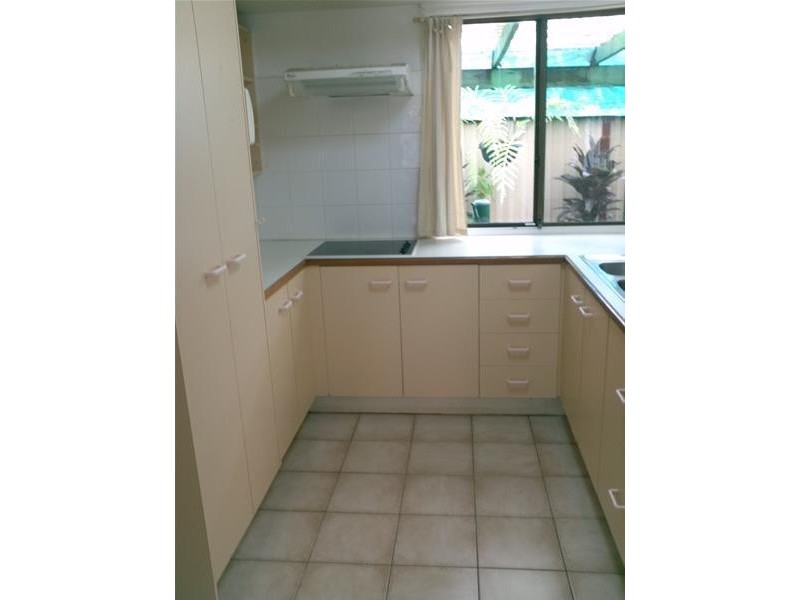 55/172 Barrier Reef Drive, Mermaid Waters QLD 4218