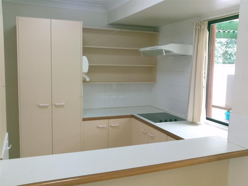 55/172 Barrier Reef Drive, Mermaid Waters QLD 4218