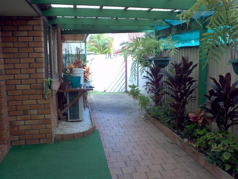 55/172 Barrier Reef Drive, Mermaid Waters QLD 4218