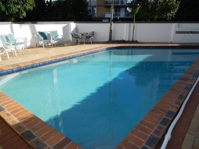 17 Riverview Parade, Surfers Paradise QLD 4217