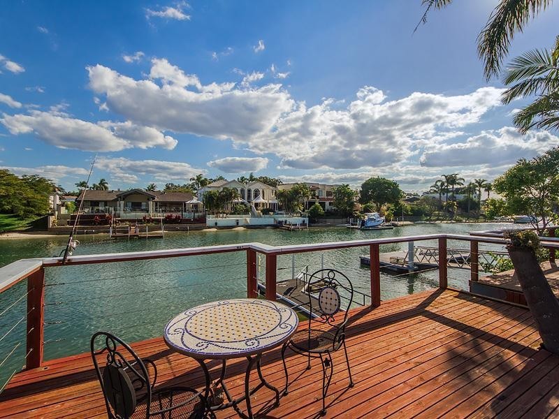 62 Gibraltar Drive, Isle Of Capri QLD 4217