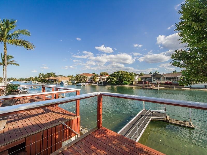 62 Gibraltar Drive, Isle Of Capri QLD 4217