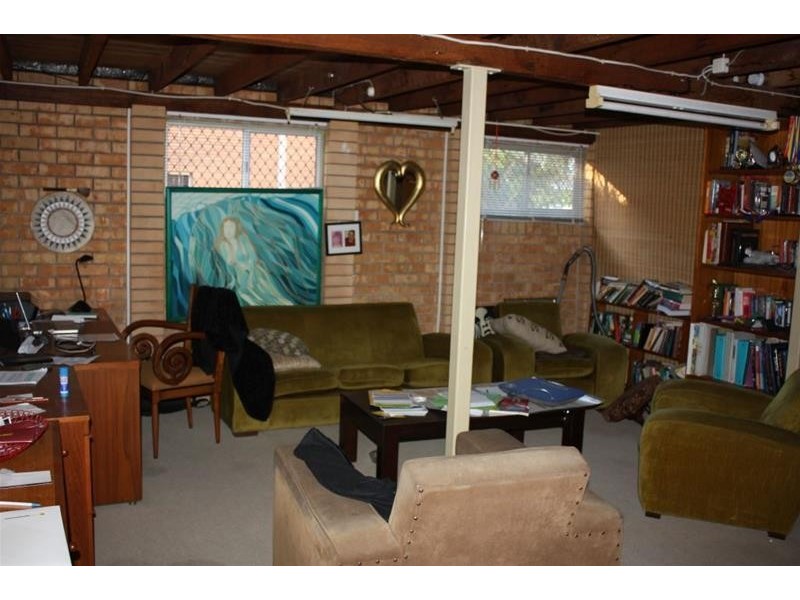 6 Capistrano Court, Southport QLD 4215