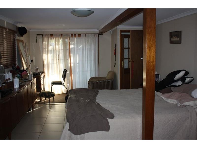 6 Capistrano Court, Southport QLD 4215