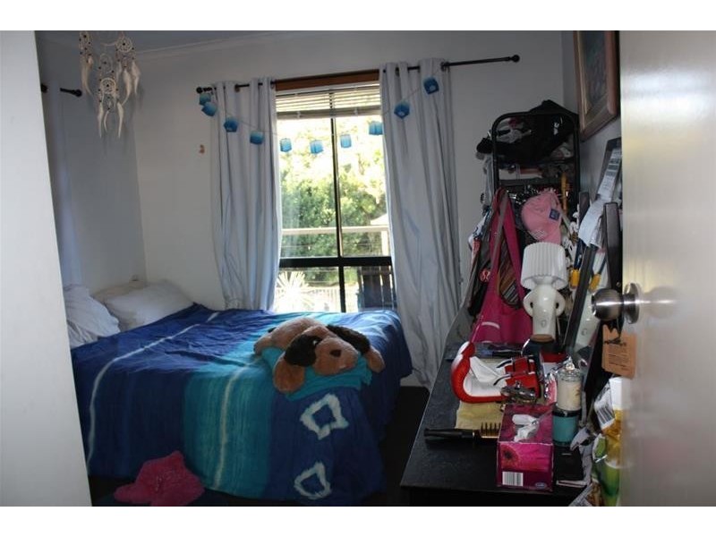 6 Capistrano Court, Southport QLD 4215