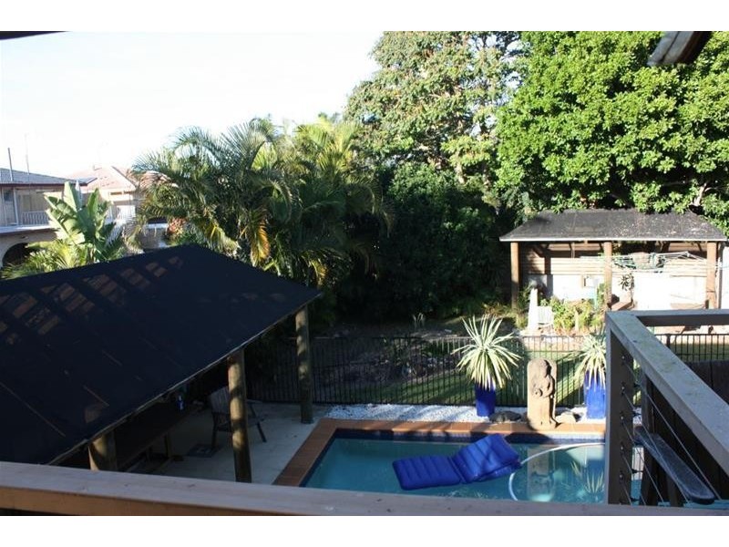 6 Capistrano Court, Southport QLD 4215