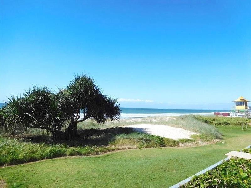 63 Garfield Terrace, Surfers Paradise QLD 4217