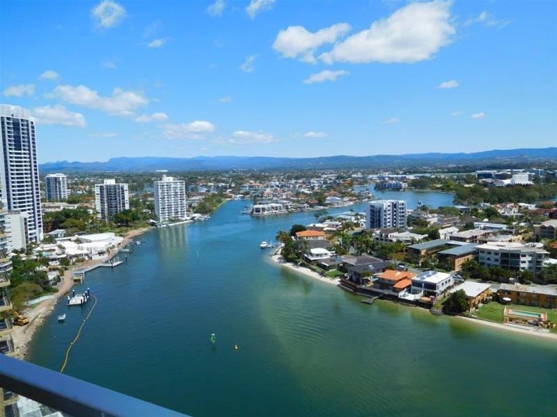 61/40 Ferny Avenue, Surfers Paradise QLD 4217