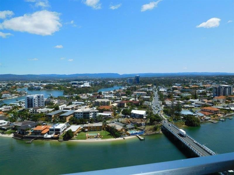 61/40 Ferny Avenue, Surfers Paradise QLD 4217