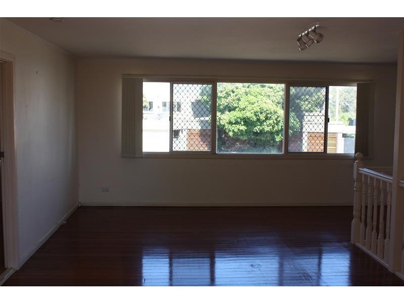 258 Stanhill Drive, Chevron Island QLD 4217