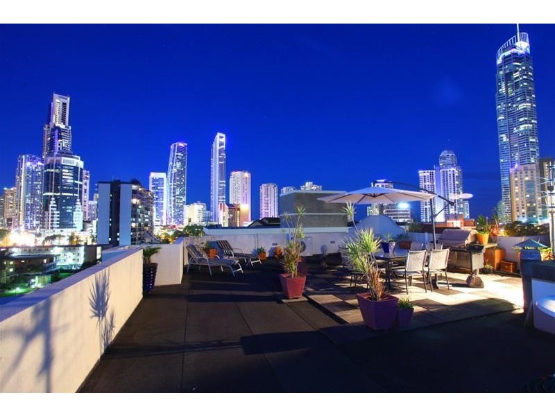 12 Paradise Island, Surfers Paradise QLD 4217