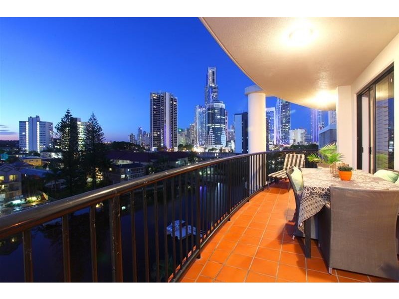12 Paradise Island, Surfers Paradise QLD 4217