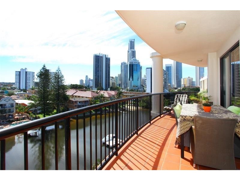 12 Paradise Island, Surfers Paradise QLD 4217
