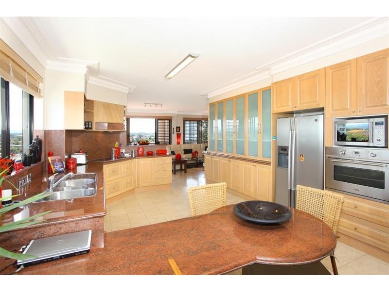 12 Paradise Island, Surfers Paradise QLD 4217