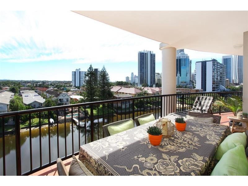 12 Paradise Island, Surfers Paradise QLD 4217