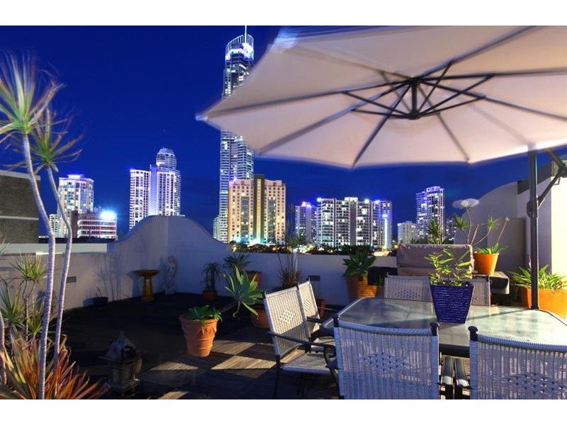 12 Paradise Island, Surfers Paradise QLD 4217