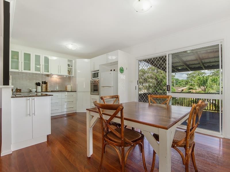 3 Grevillia Avenue, Southport QLD 4215