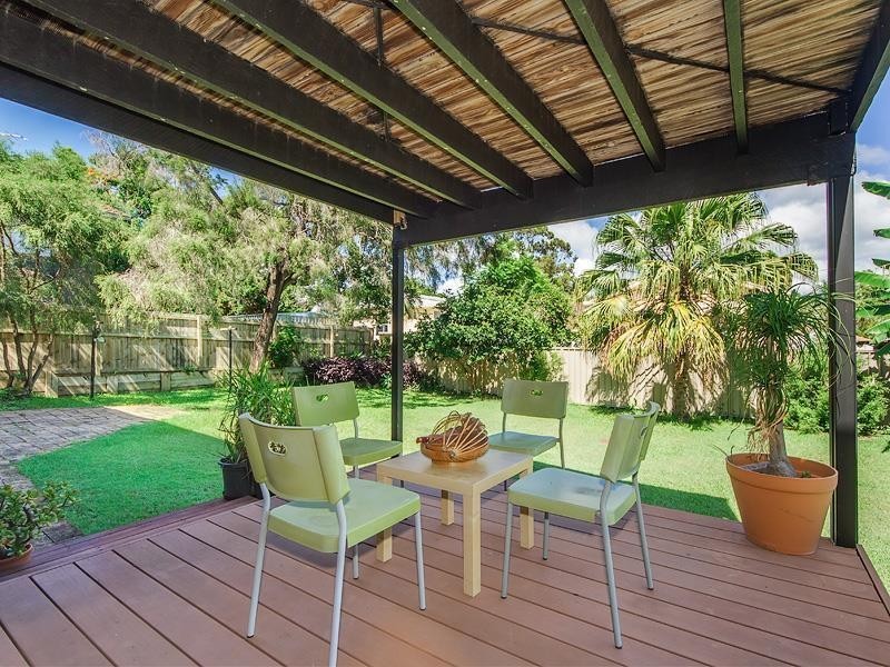 3 Grevillia Avenue, Southport QLD 4215