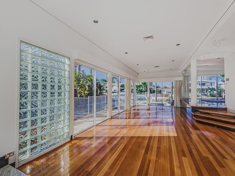 9 Midshipman Court, Paradise Waters QLD 4217