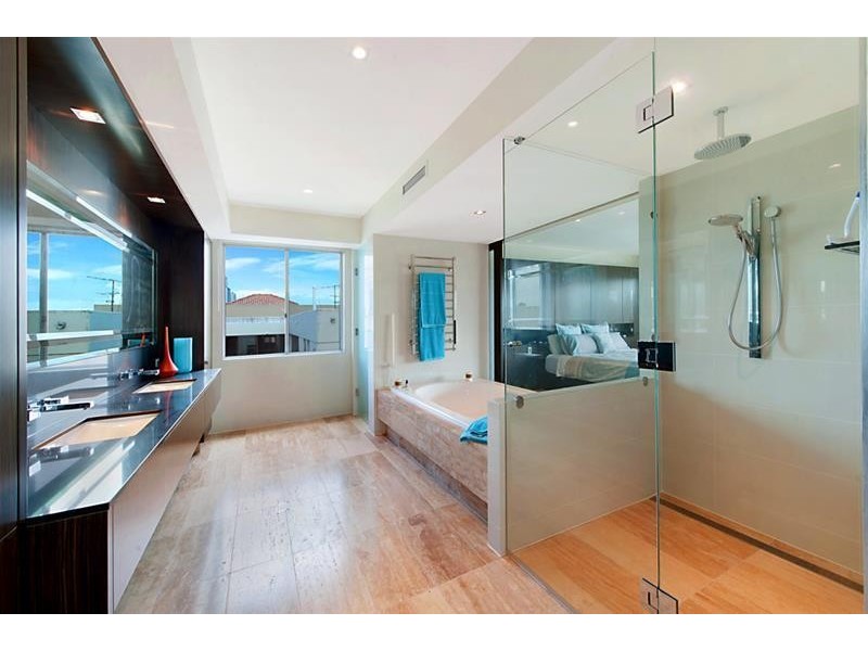 30 Buccaneer Court, Paradise Waters QLD 4217