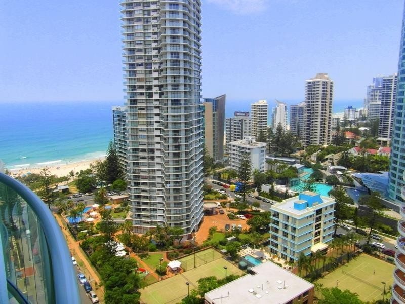 25 Laycock Street “Mantra Legends”, Surfers Paradise QLD 4217