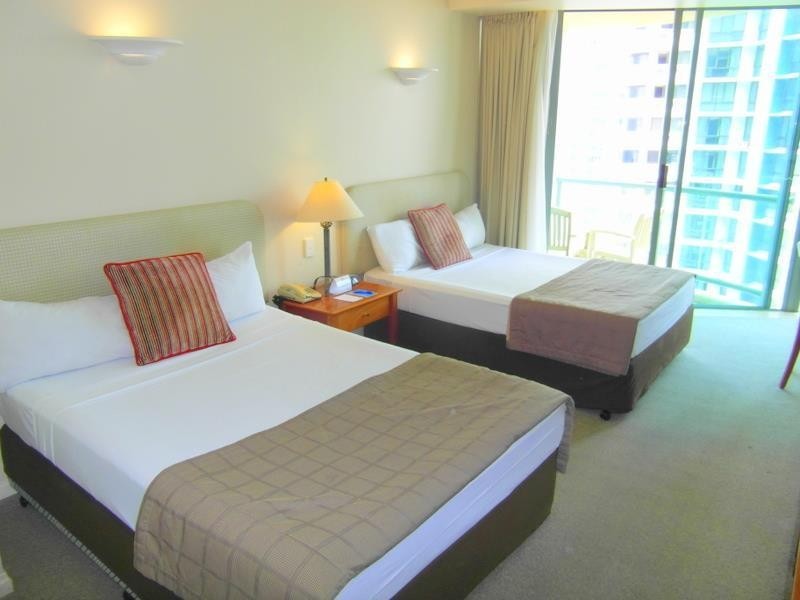 25 Laycock Street “Mantra Legends”, Surfers Paradise QLD 4217