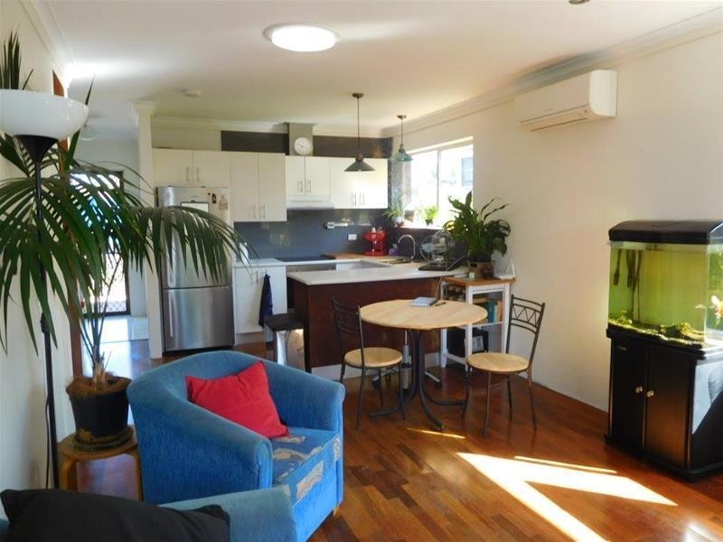 27 Enderley Avenue, Surfers Paradise QLD 4217