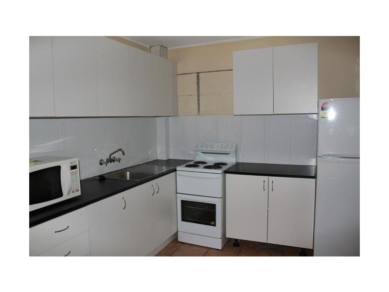 26 Leonard Avenue, Surfers Paradise QLD 4217