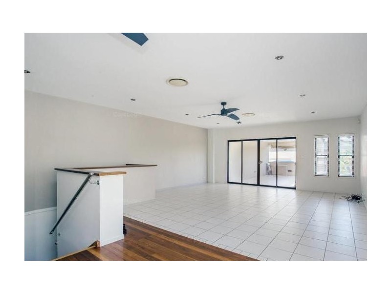 1/49 Palm Avenue, Surfers Paradise QLD 4217