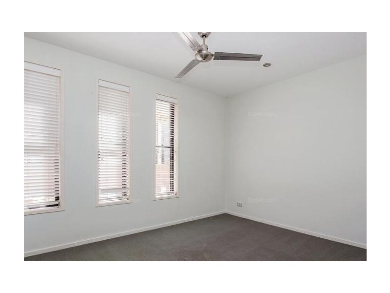 1/49 Palm Avenue, Surfers Paradise QLD 4217