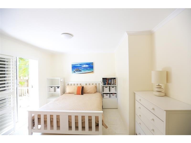 1 Cronin Avenue ‘Chidori Court’, Main Beach QLD 4217