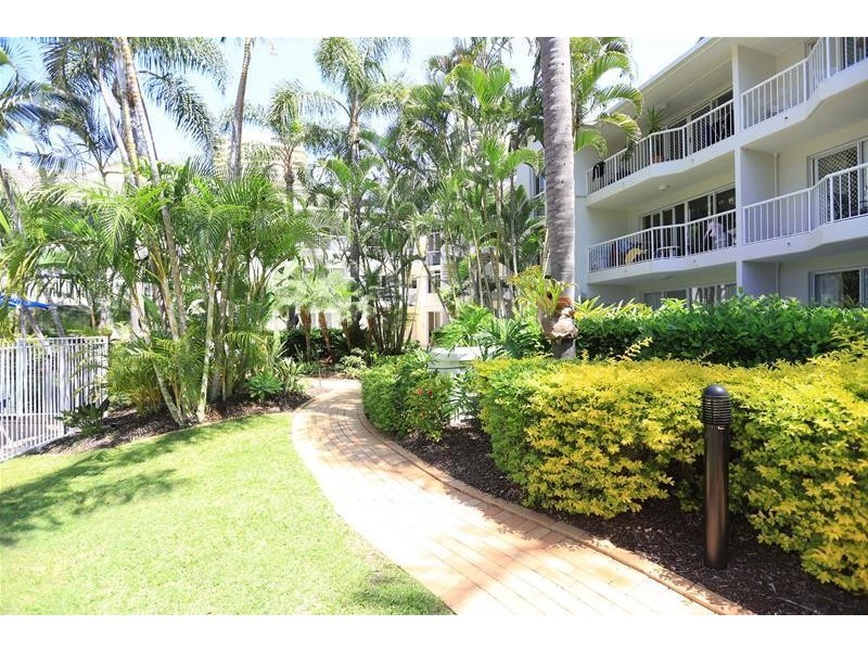 1 Cronin Avenue ‘Chidori Court’, Main Beach QLD 4217