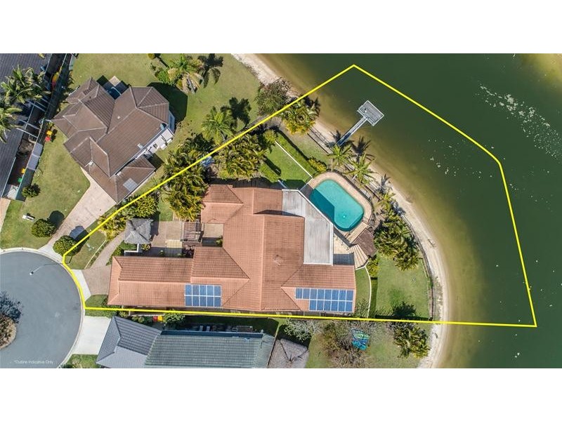 2 Caithness Court, Sorrento QLD 4217