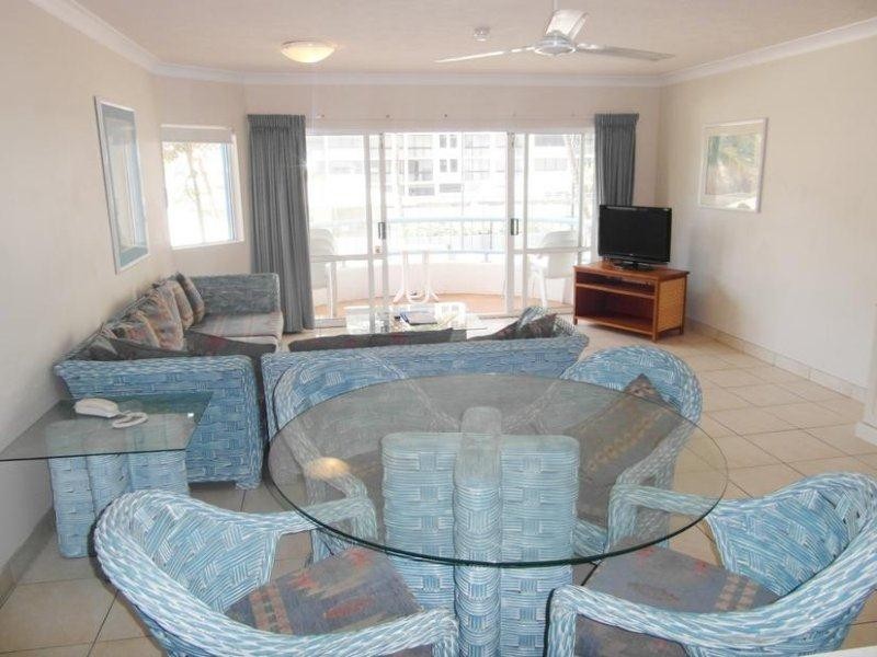 26 Old Burleigh Road ‘Paros on the Beach’, Surfers Paradise QLD 4217