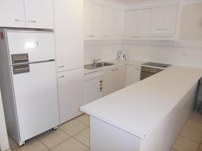 26 Old Burleigh Road ‘Paros on the Beach’, Surfers Paradise QLD 4217