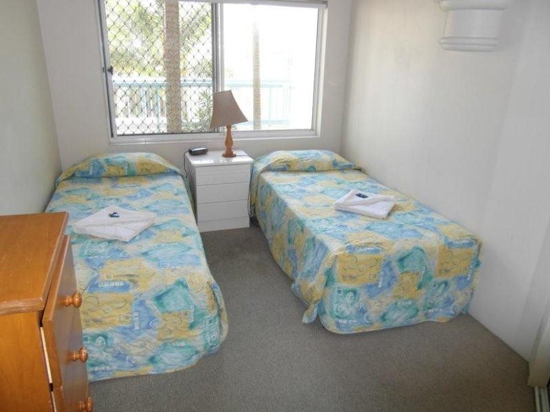 26 Old Burleigh Road ‘Paros on the Beach’, Surfers Paradise QLD 4217