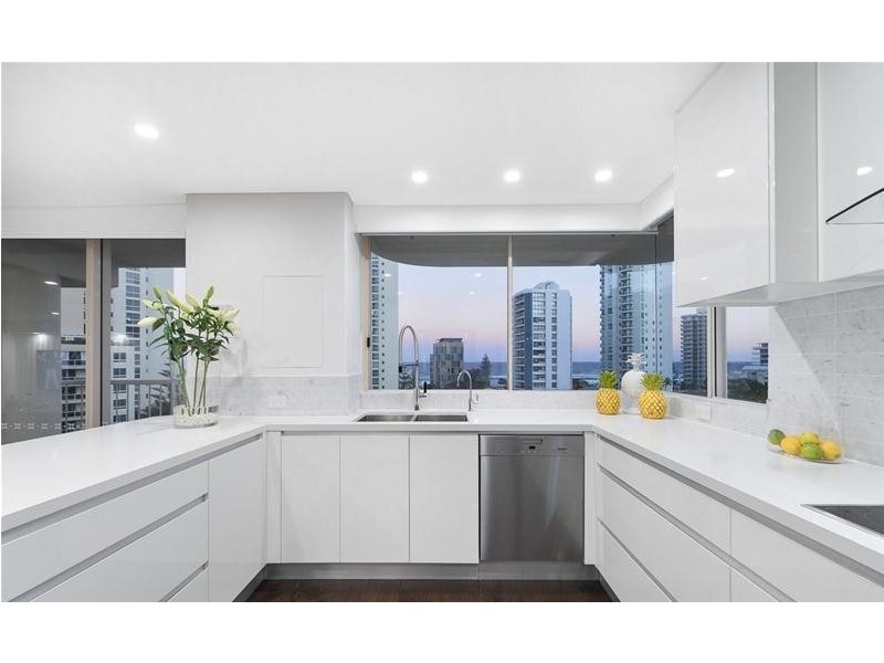 701/1 Peak Avenue, Main Beach QLD 4217