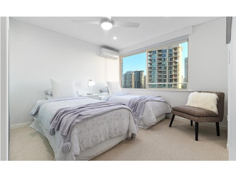 701/1 Peak Avenue, Main Beach QLD 4217