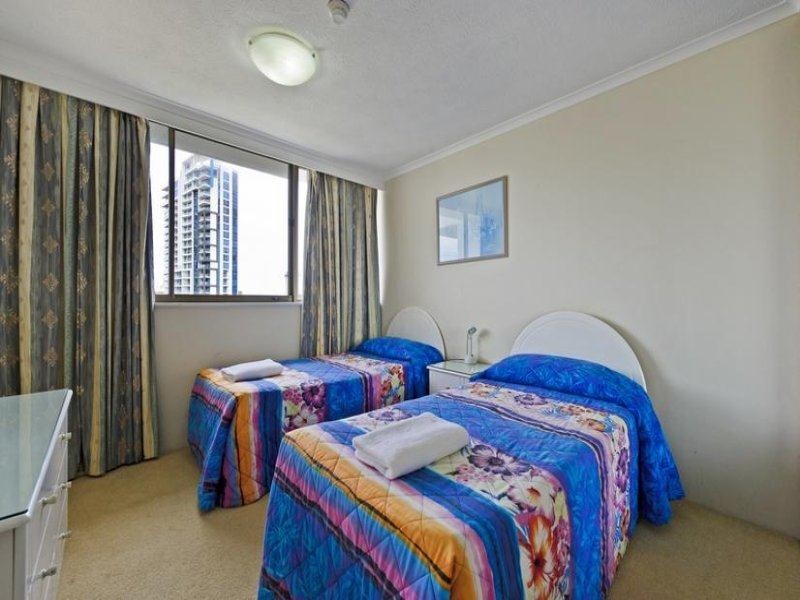 43 Enderley Avenue, Surfers Paradise QLD 4217