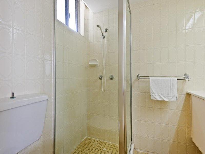 43 Enderley Avenue, Surfers Paradise QLD 4217