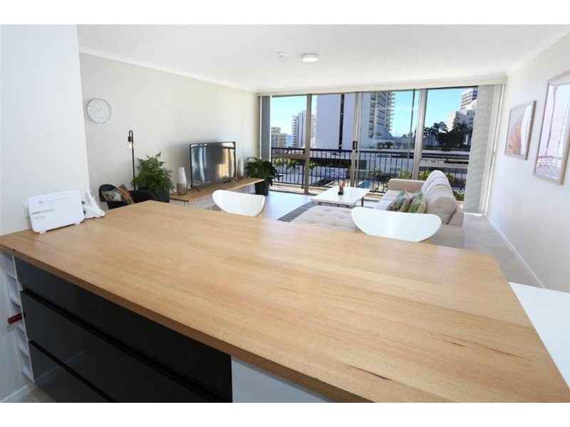 707 ‘Centrepoint’ 67 Ferny Avenue, Surfers Paradise QLD 4217