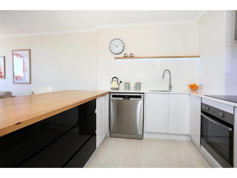 707 ‘Centrepoint’ 67 Ferny Avenue, Surfers Paradise QLD 4217