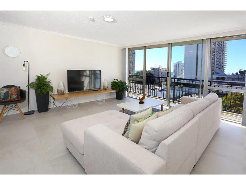 707 ‘Centrepoint’ 67 Ferny Avenue, Surfers Paradise QLD 4217