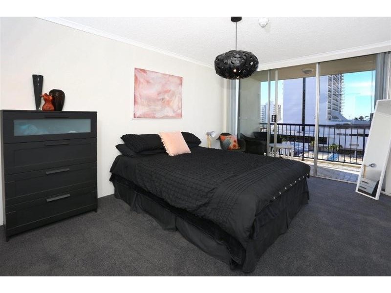 707 ‘Centrepoint’ 67 Ferny Avenue, Surfers Paradise QLD 4217