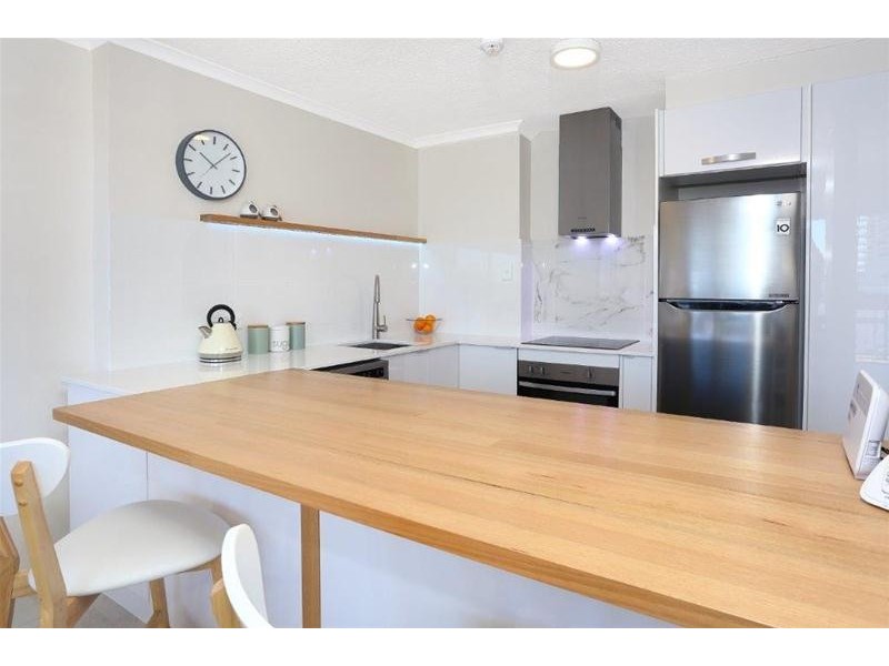 707 ‘Centrepoint’ 67 Ferny Avenue, Surfers Paradise QLD 4217