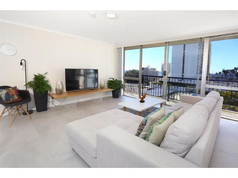 707 ‘Centrepoint’ 67 Ferny Avenue, Surfers Paradise QLD 4217